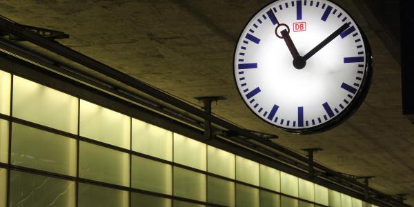 Verschiebung, Verspätung