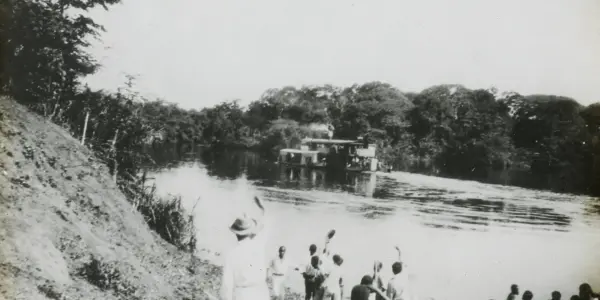 Baringa Beach, Congo, ca. 1900-1915