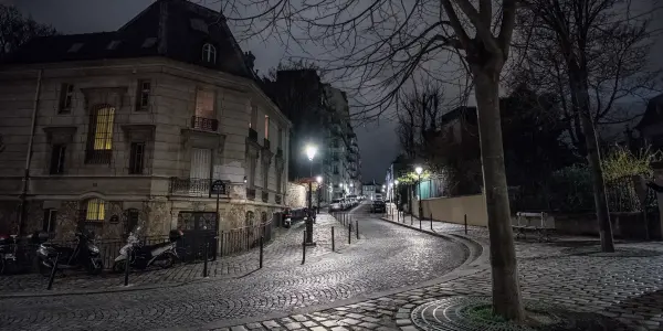 Place Dalida at night Place Dalida at night