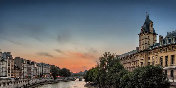 Paris sunset from the Pont Saint-Michel