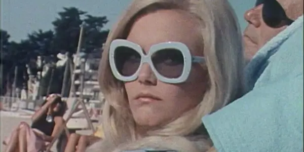 Das Mädchen in Himmelblau